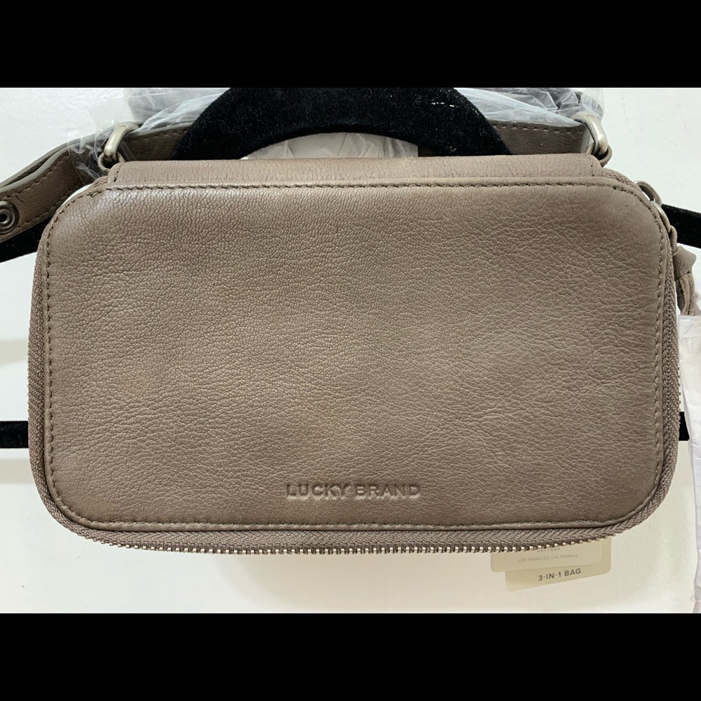 Kaie Convertible Leather Wallet- Lucky Brand- Color: Brown